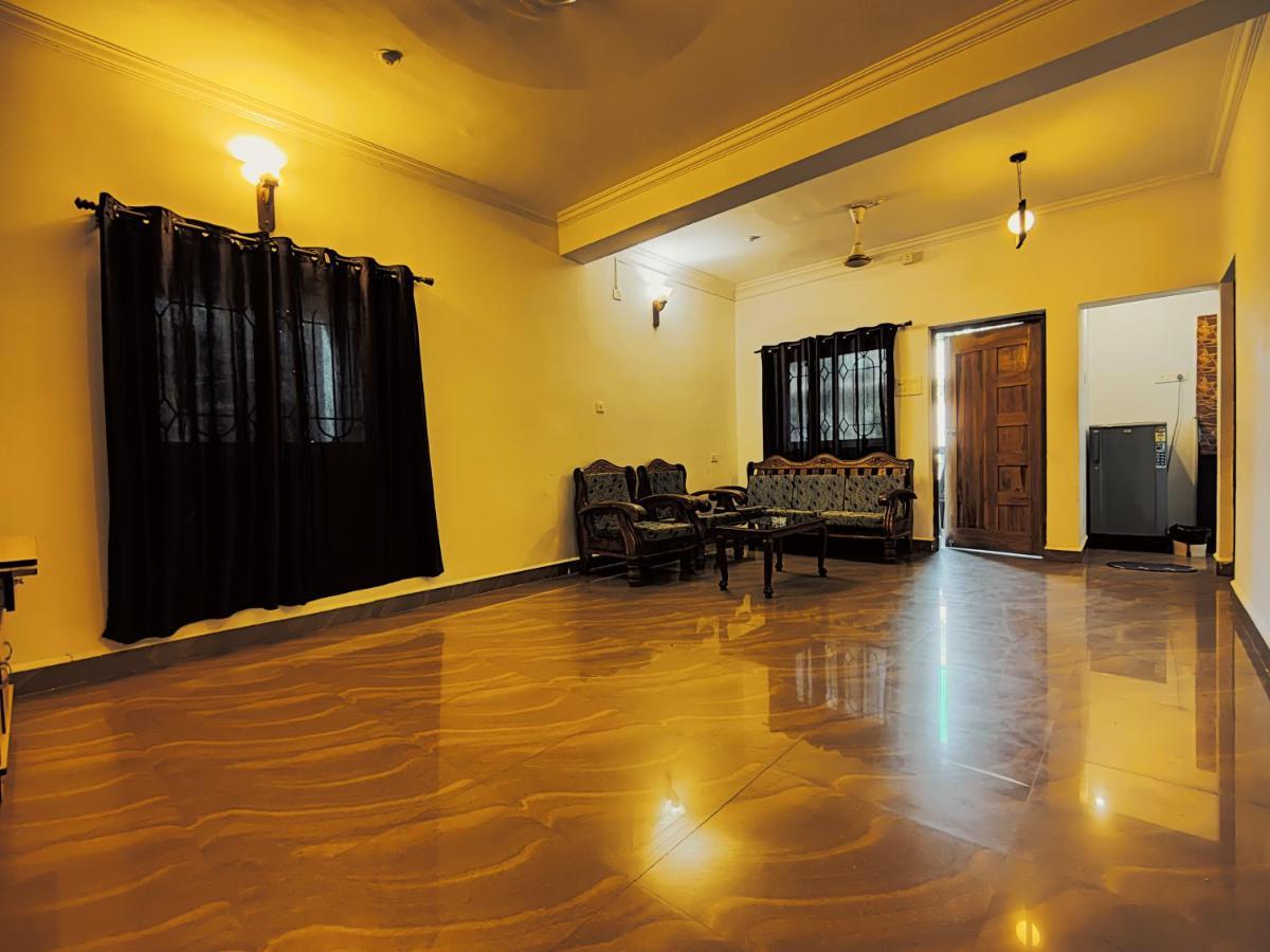 Candolim Glitter Sand Екстер'єр фото