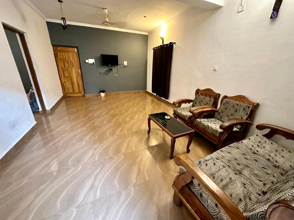 Candolim Glitter Sand Екстер'єр фото